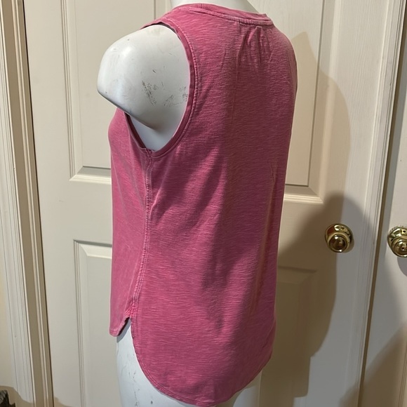 Tommy Bahama bundle of 3. Size XS/small - Picture 8 of 16